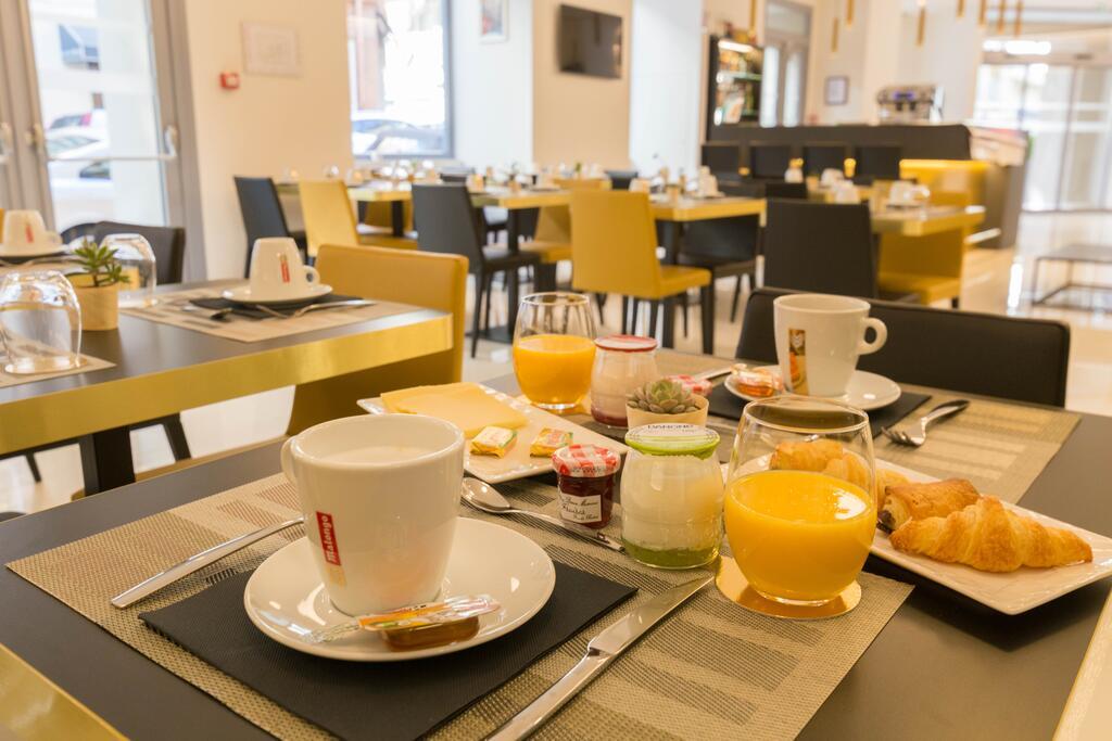 Azur Riviera Hotell Nice